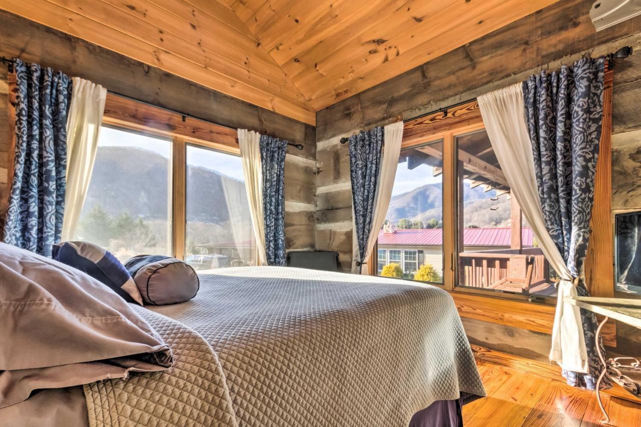 マギー・バレー The Cabin At Marys Place With Deck And Mtn Views!ヴィラ エクステリア 写真